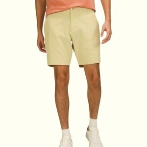 Lululemon Commission Short Classic 7" Men's Light Green Sz 32 Stretch Chino Golf